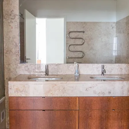 Appartement Plum Guide - City Lights *
