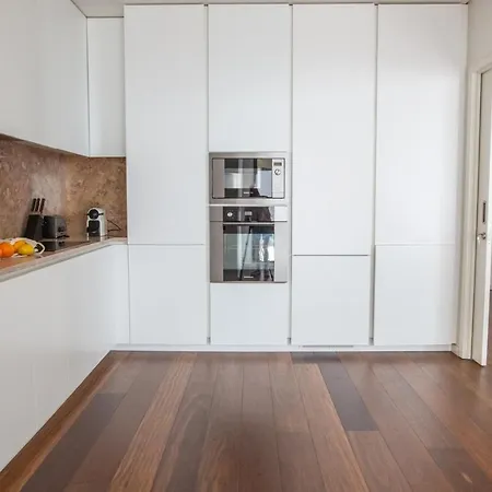 Plum Guide - City Lights Appartement